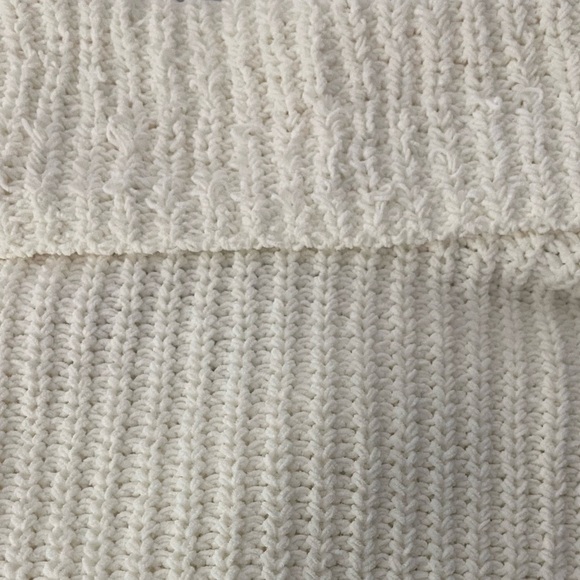 A&F turtle neck sweater - Picture 3 of 4